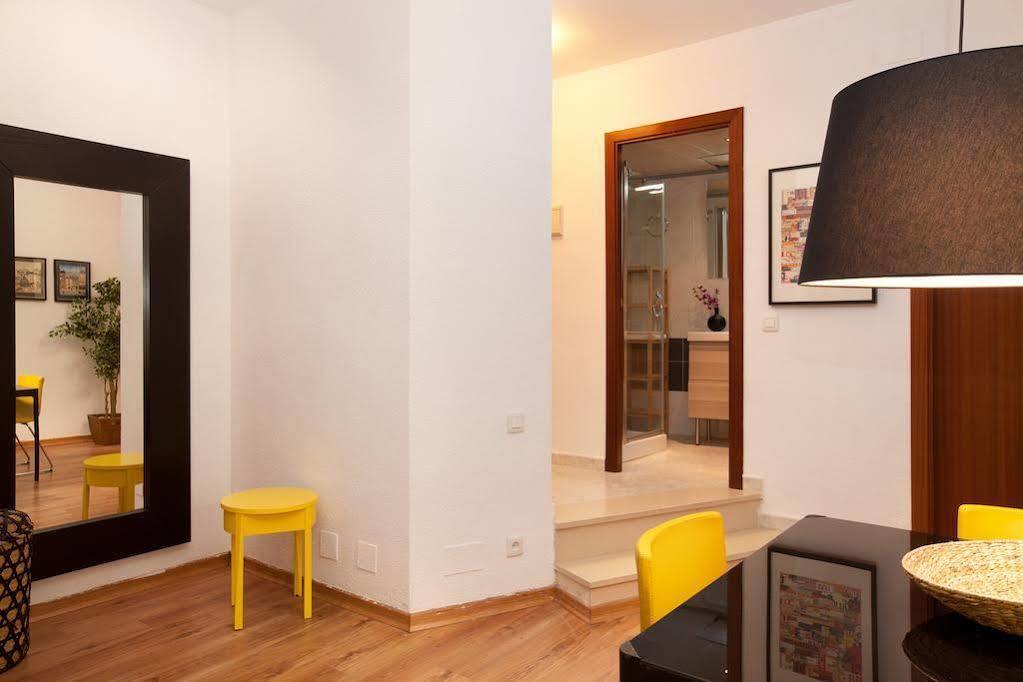 Appartamento Portal Del Angel Barcellona